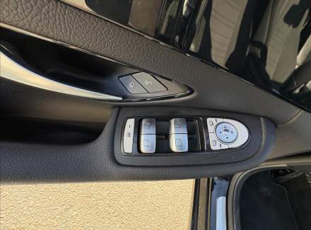 Mercedes-Benz - C-class