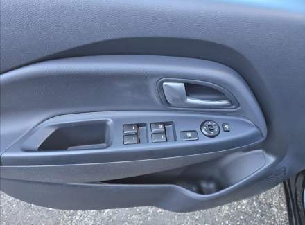 Kia - Rio