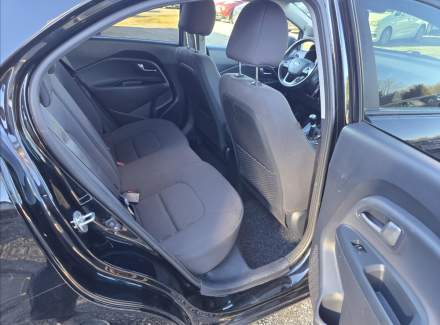 Kia - Rio