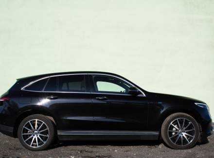 Mercedes-Benz - EQC