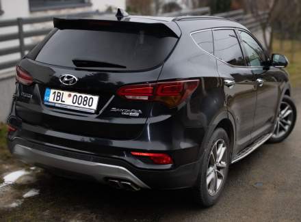 Hyundai - Santa FE