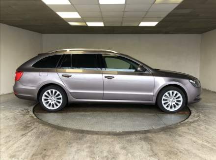 Škoda - Superb