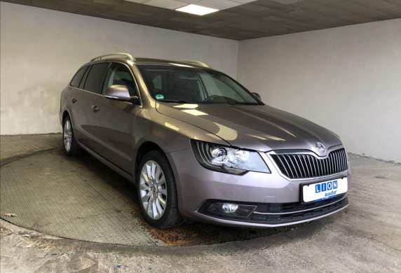 Škoda - Superb