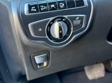 Mercedes-Benz - V-class