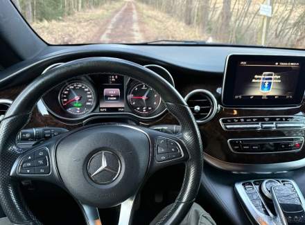 Mercedes-Benz - V-class