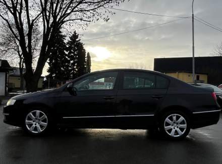 Volkswagen - Passat