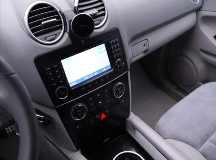 Mercedes-Benz - M-class