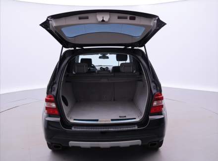 Mercedes-Benz - M-class