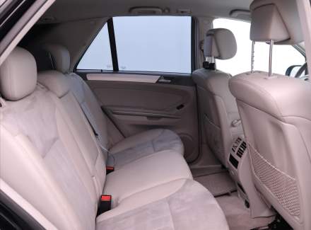 Mercedes-Benz - M-class