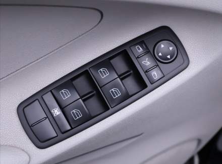 Mercedes-Benz - M-class