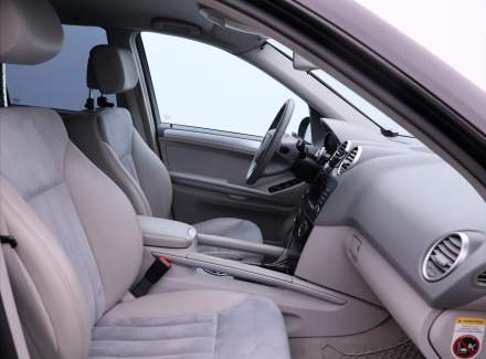 Mercedes-Benz - M-class