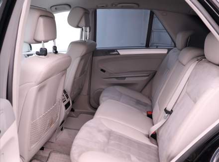 Mercedes-Benz - M-class