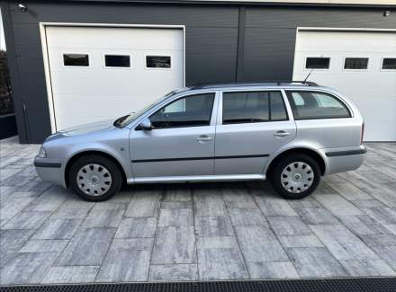 Škoda - Octavia