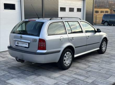 Škoda - Octavia