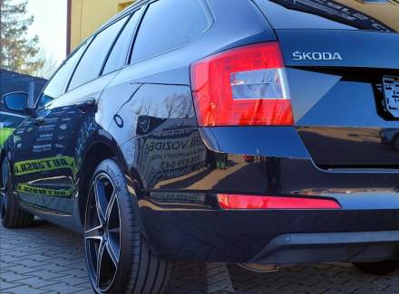 Škoda - Octavia