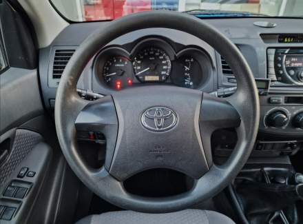 Toyota - Hilux