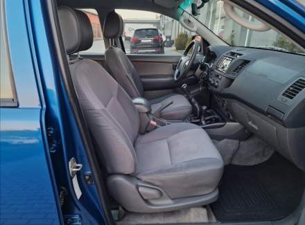 Toyota - Hilux