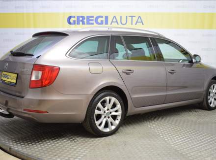 Škoda - Superb