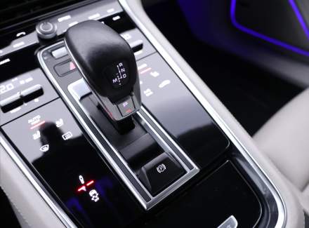 Porsche - Panamera