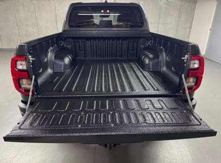 Toyota - Hilux