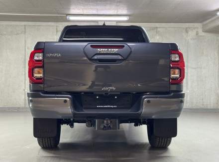 Toyota - Hilux