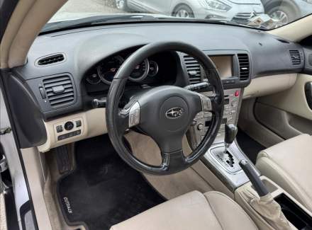 Subaru - Legacy