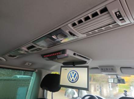 Volkswagen - Multivan 2.0 TDI (180 Hp) 4MOTION DSG