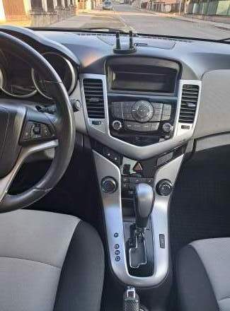 Chevrolet - Cruze