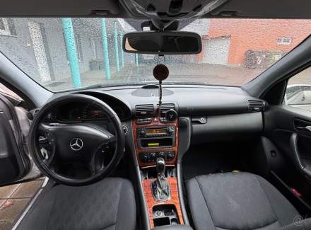 Mercedes-Benz - C-class