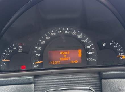 Mercedes-Benz - C-class