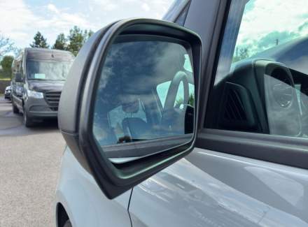 Mercedes-Benz - Vito