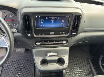 Mercedes-Benz - Vito