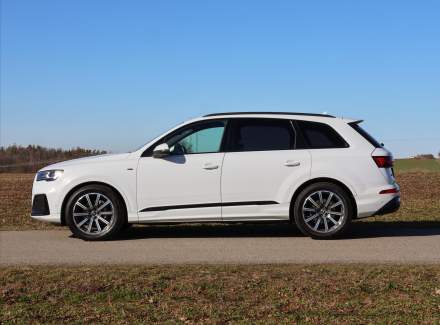 Audi - Q7