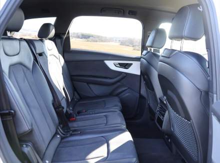 Audi - Q7