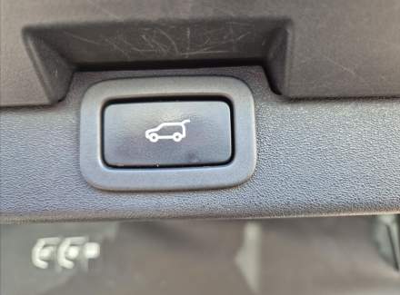 Land Rover - Discovery