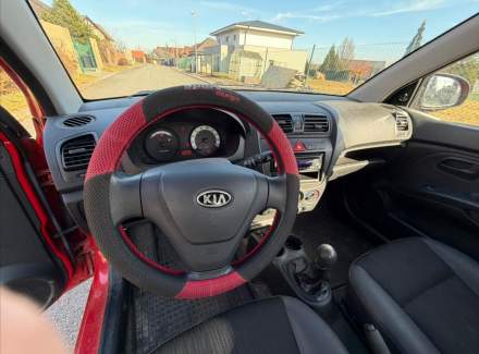 Kia - Picanto
