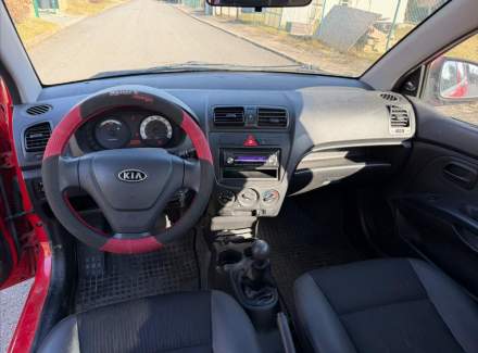 Kia - Picanto