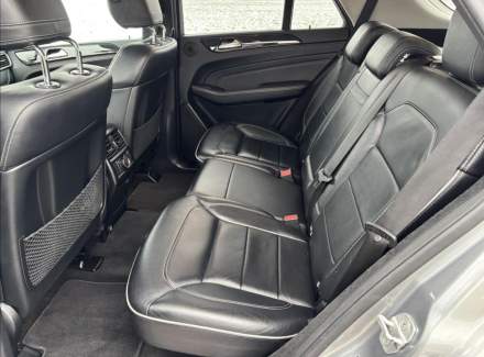 Mercedes-Benz - M-class