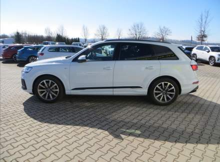 Audi - Q7