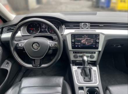 Volkswagen - Passat