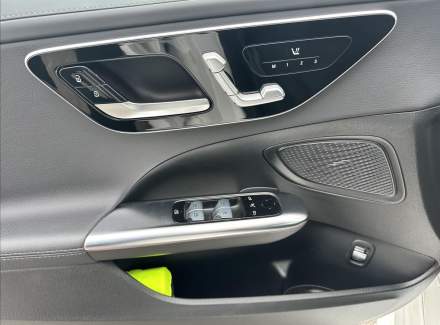 Mercedes-Benz - C-class