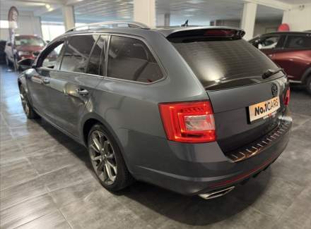 Škoda - Octavia