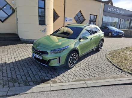 Kia - XCeed