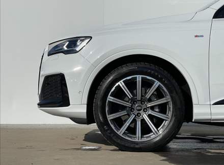 Audi - Q7