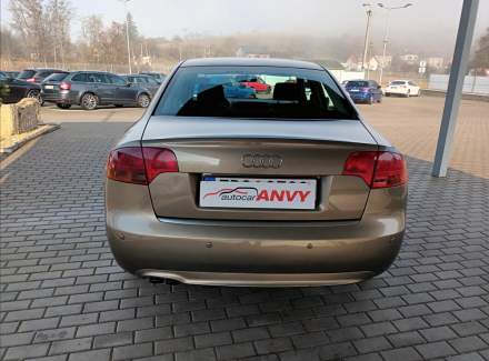 Audi - A4