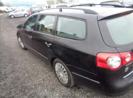 Volkswagen - Passat