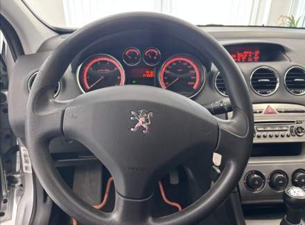 Peugeot - 308