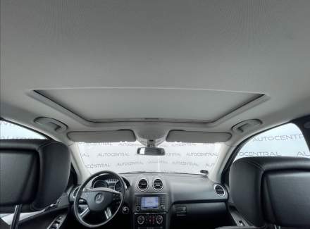 Mercedes-Benz - M-class