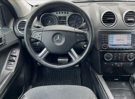 Mercedes-Benz - M-class