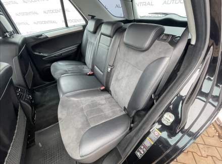 Mercedes-Benz - M-class